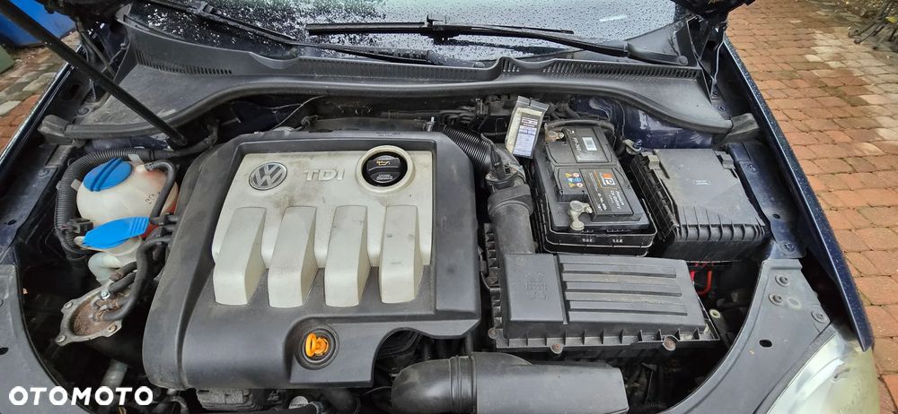 Volkswagen Golf 1.9 TDI Sportline - 10