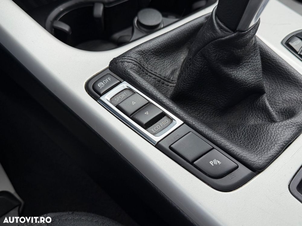 BMW X3 sDrive18d - 14