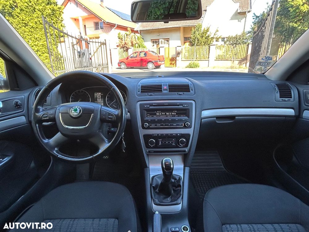 Skoda Octavia 2.0 TDI Business - 12
