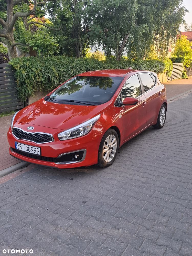 Kia Ceed 1.6 CRDi L - 1