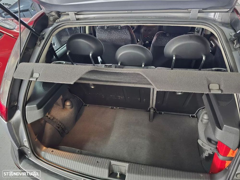 Opel Corsa 1.7 DTi 16V Elegance - 10