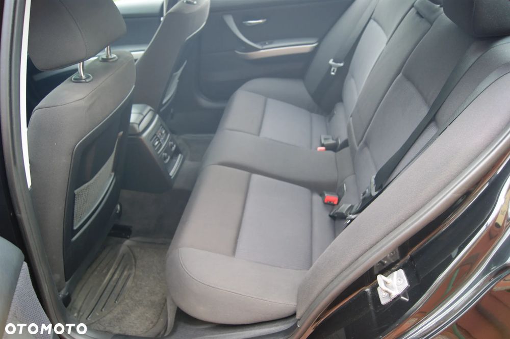 BMW Seria 3 320i Edition Sport - 23