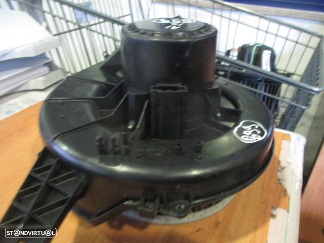 Motor Sofagem 6Q1819015J AUDI A1 2013 AUDI A1 SPORTBACK 8X FASE 1 2013 1.6TDI 105CV 5P PRETO - 2