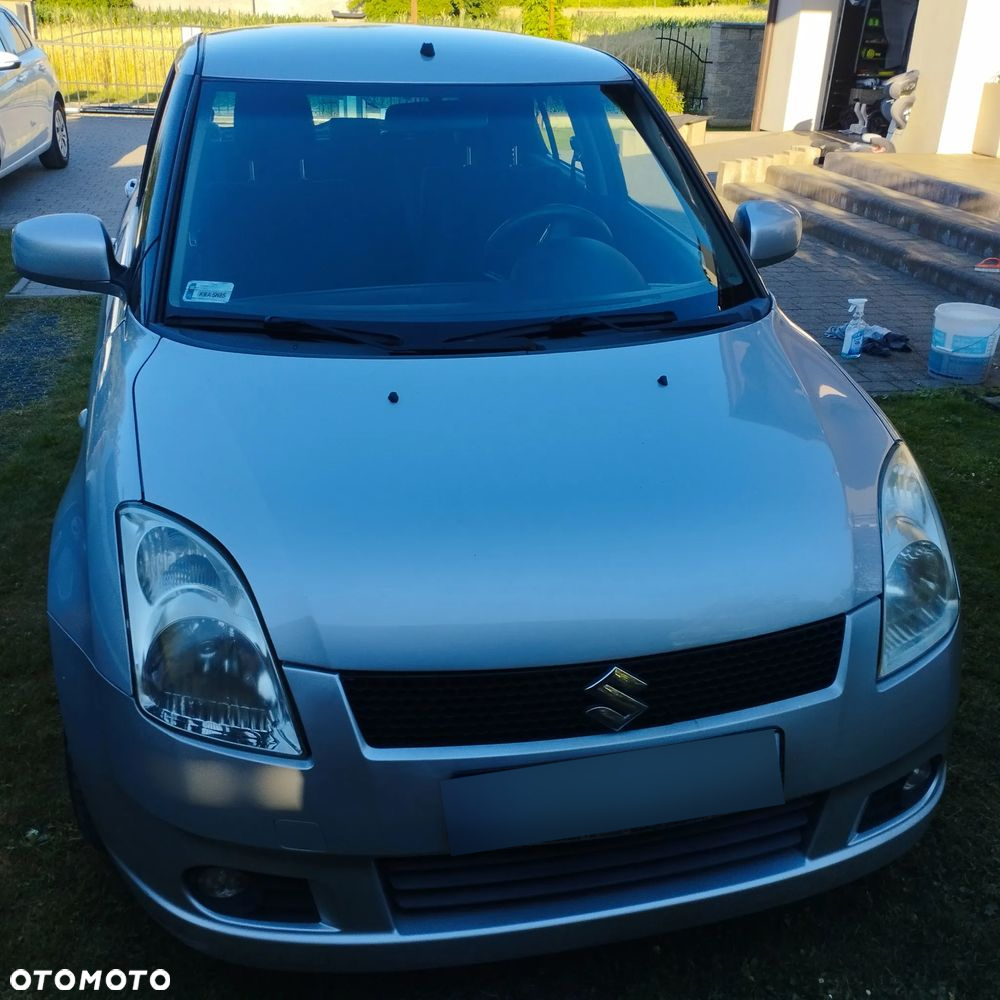 Suzuki Swift - 2