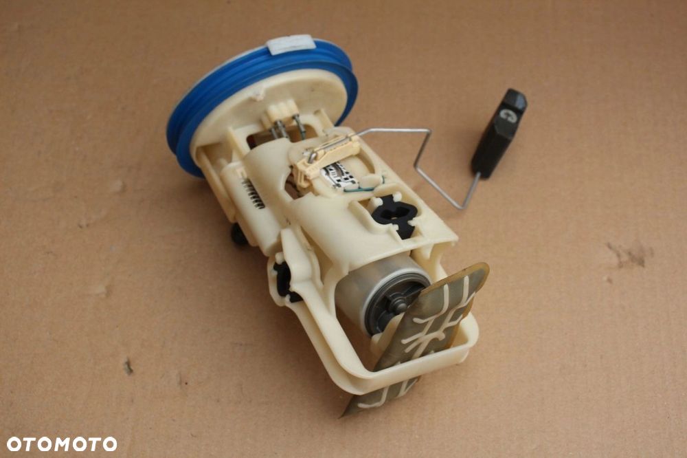 Pompka paliwa pompa BMW 3 e46 Benzyna 2.5 2.8 3.0 kompletna oryginalna - 2