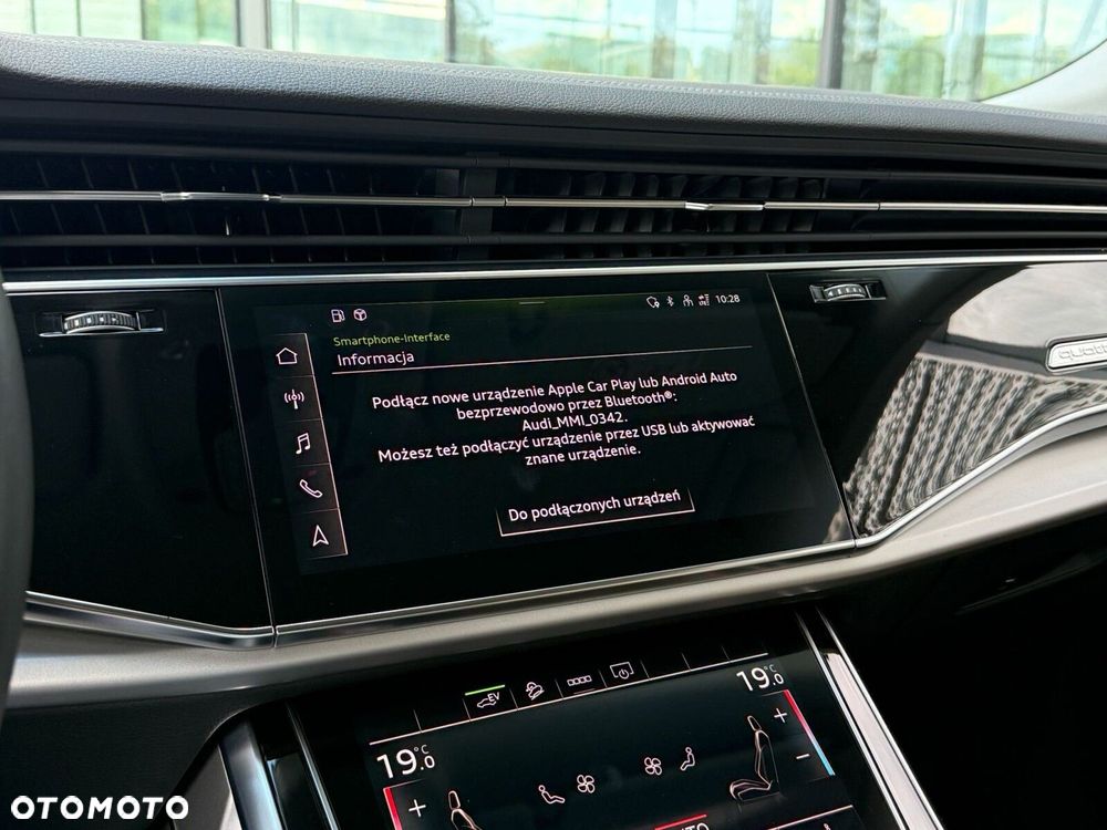 Audi Q8 - 35
