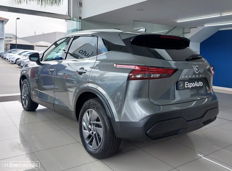 Nissan Qashqai 1.3 DIG-T N-Connecta LED+SKY - 3