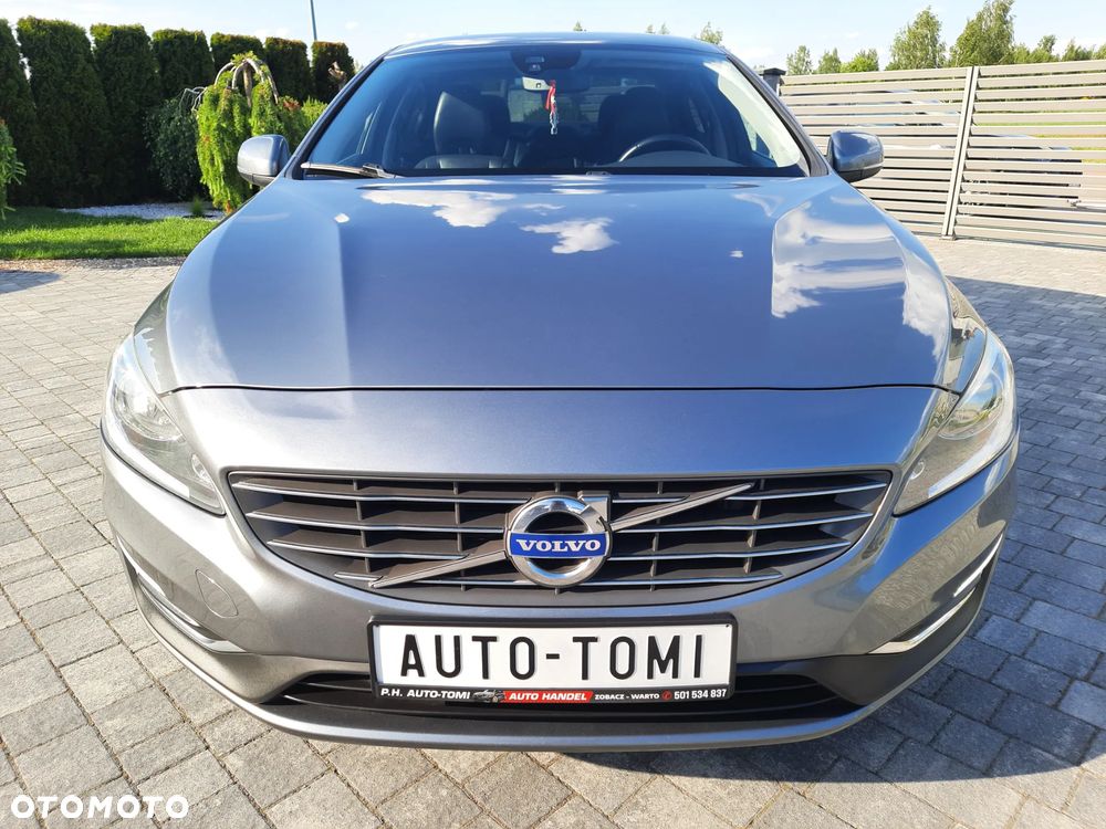 Volvo S60 D2 Summum - 9