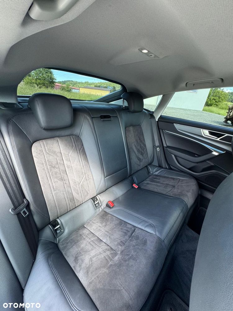 Audi A7 Sportback - 12