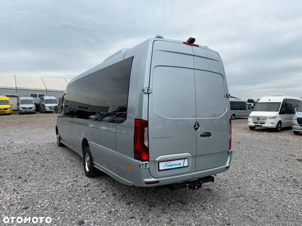 Mercedes-Benz Sprinter 519 - 7