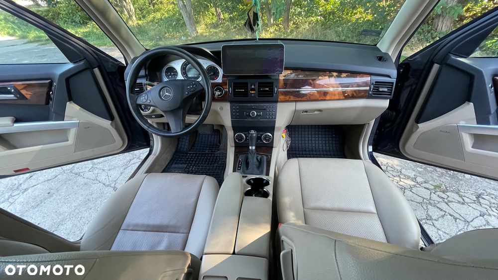 Mercedes-Benz GLK - 21