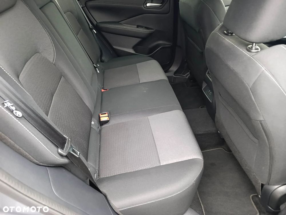 Nissan Qashqai 1.3 DIG-T MHEV N-Connecta Xtronic - 13