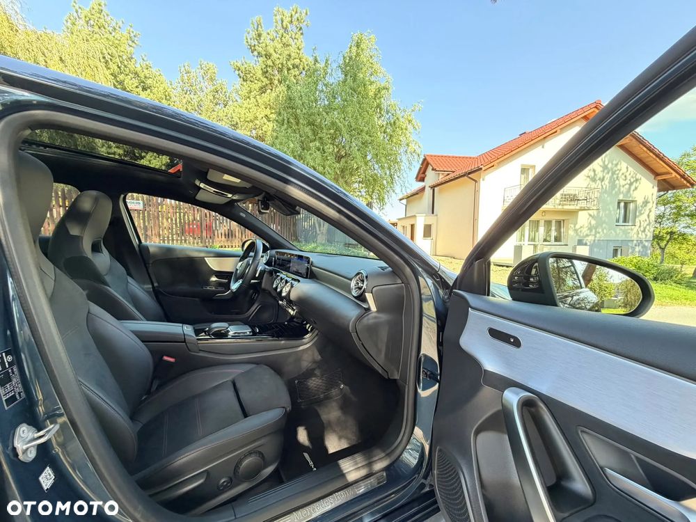Mercedes-Benz Klasa A 250 e 8G-DCT AMG Line Advanced - 24