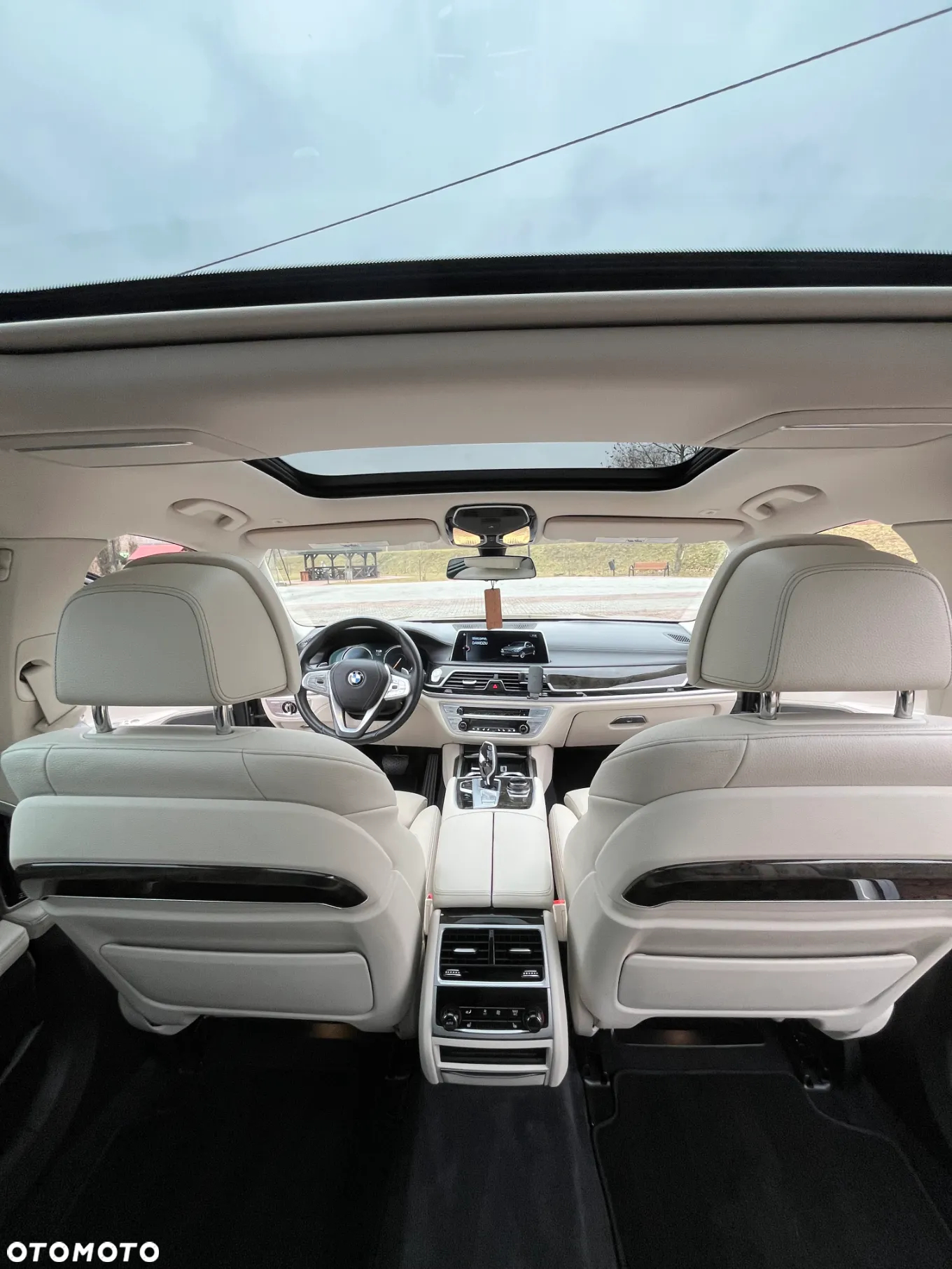 BMW Seria 7 740Li - 20