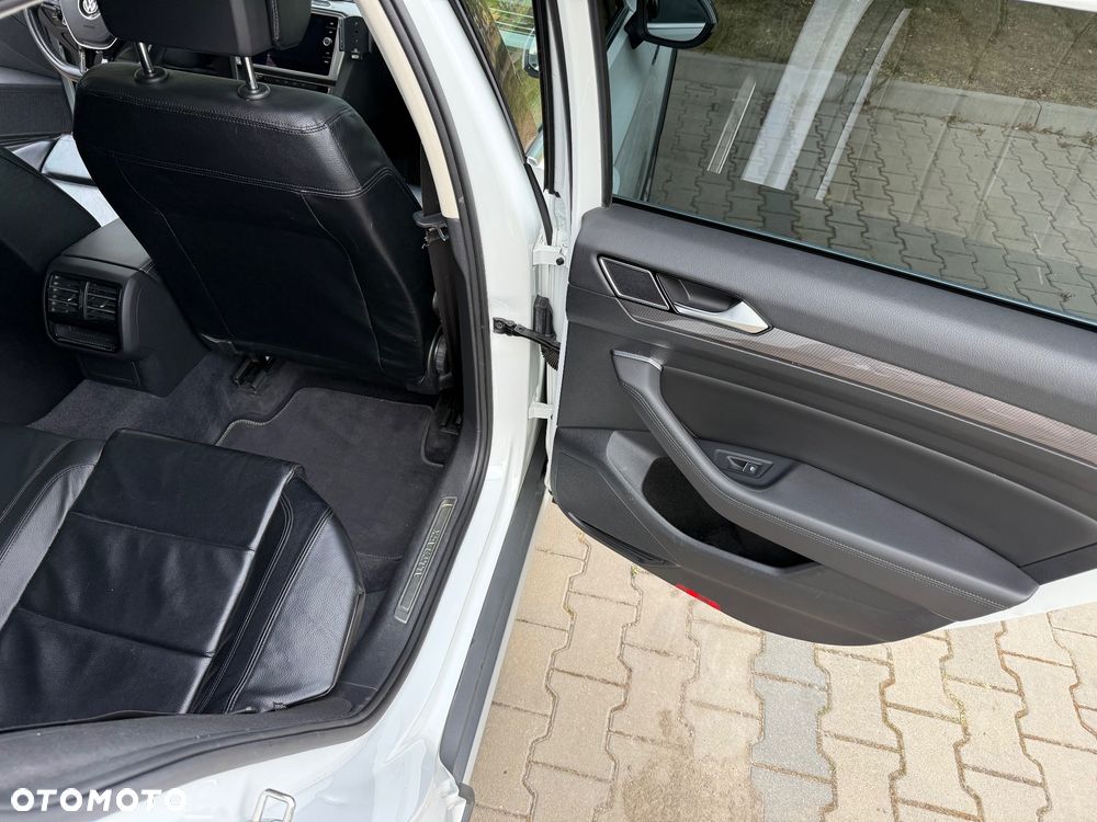 Volkswagen Passat Alltrack 2.0 TDI SCR 4Motion DSG - 15
