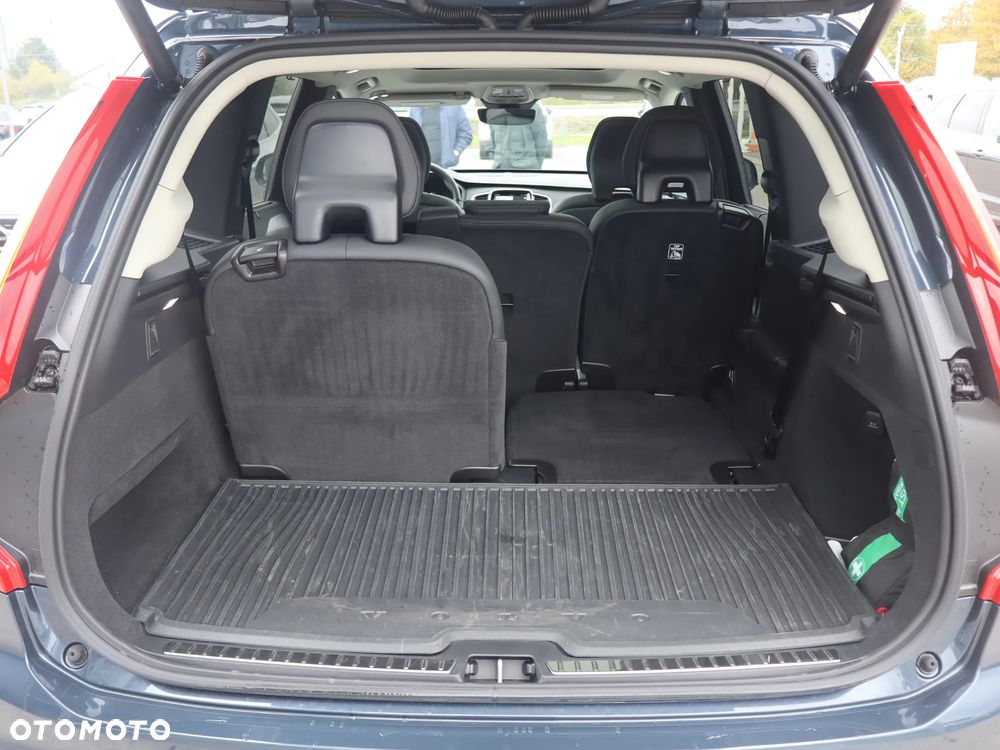 Volvo XC 90 B5 D AWD Plus Bright 7os - 19