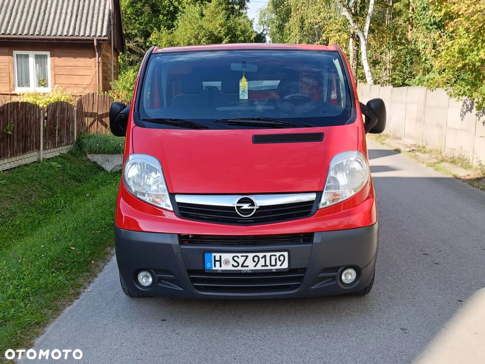 Opel Vivaro - 2