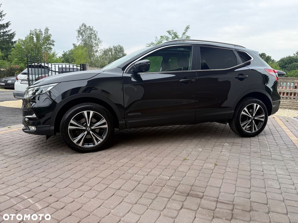 Nissan Qashqai 1.6 DIG-T N-Connecta - 25