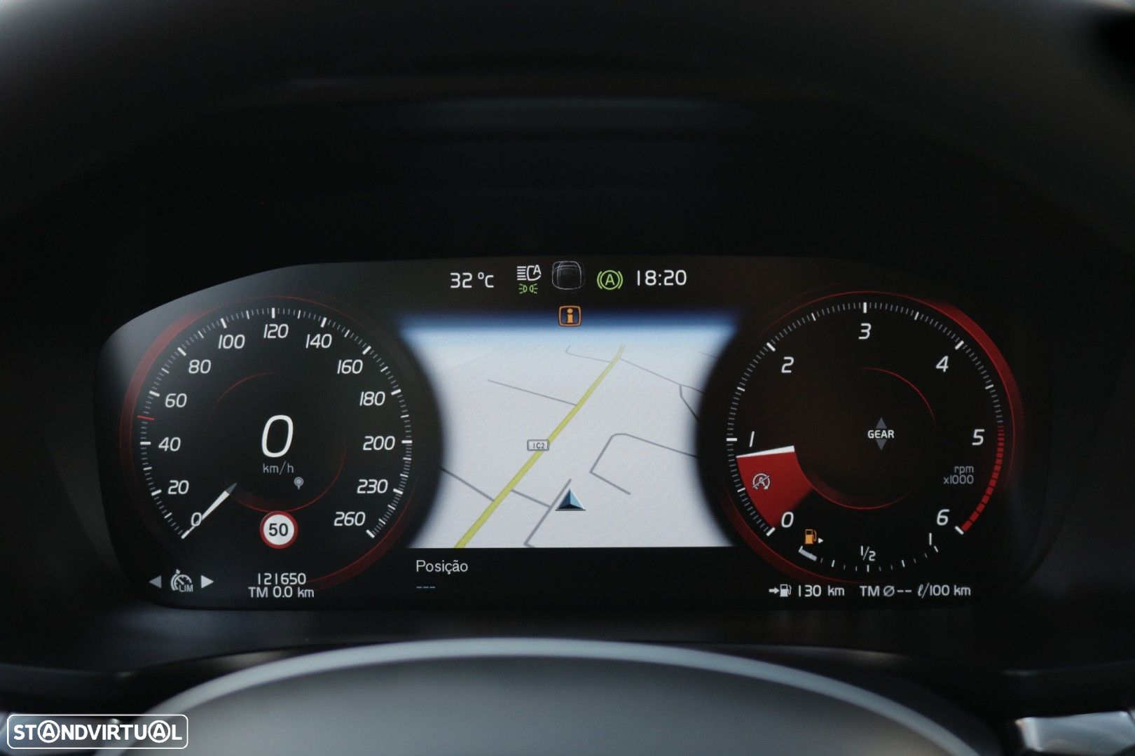 Volvo V60 2.0 D3 Momentum Core - 36