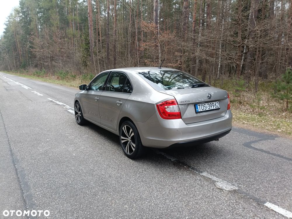 Skoda RAPID 1.2 TSI Active - 19
