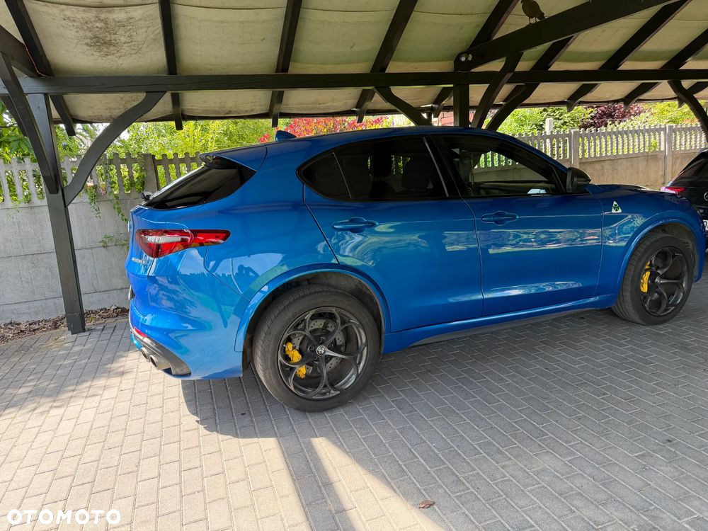 Alfa Romeo Stelvio 2.9 V6 Bi-Turbo Quadrifoglio Q4 - 4