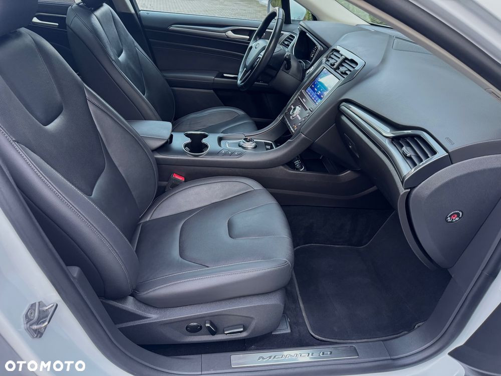 Ford Mondeo 2.0 EcoBlue Business Edition - 27