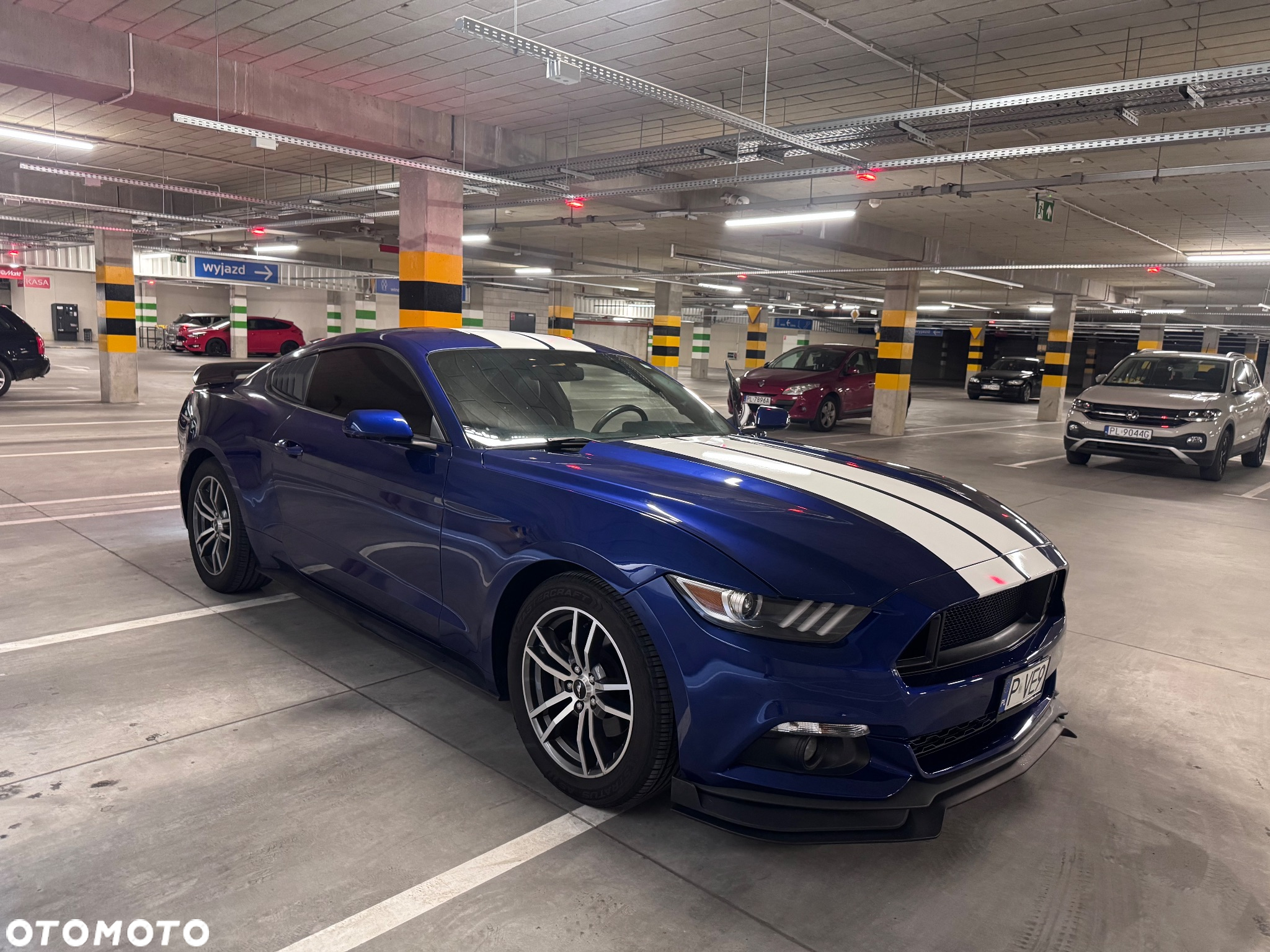 Ford Mustang 2.3 EcoBoost - 12