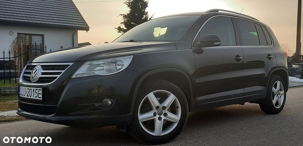 Volkswagen Tiguan 1.4 TSI BlueMotion Technology Exclusive - 1