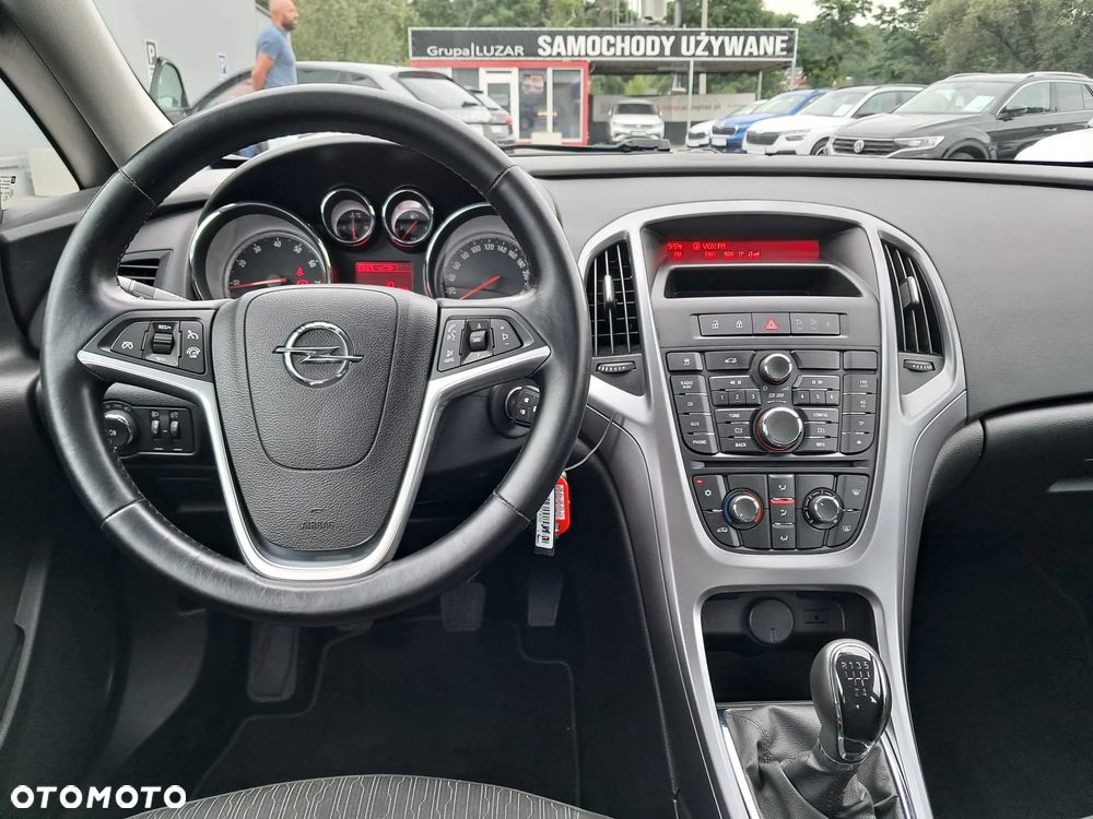Opel Astra 1.6 Business EU6 - 12