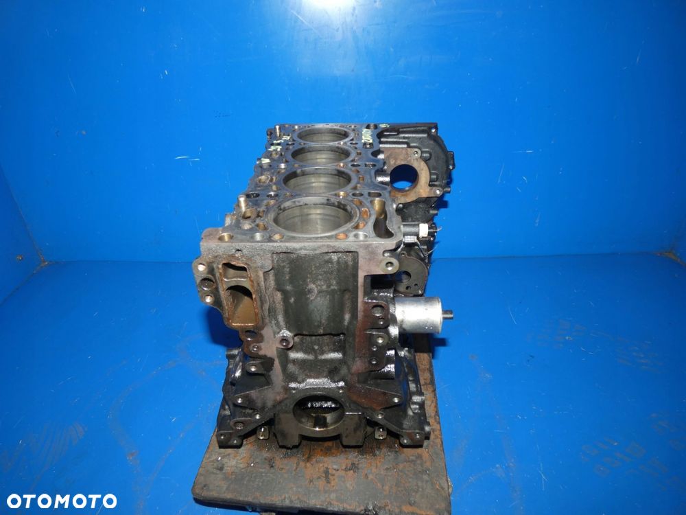 MERCEDES C KLASA W205 GLC W253 E W213 2.2 CDI BLOK SILNIKA 651.921 - 4