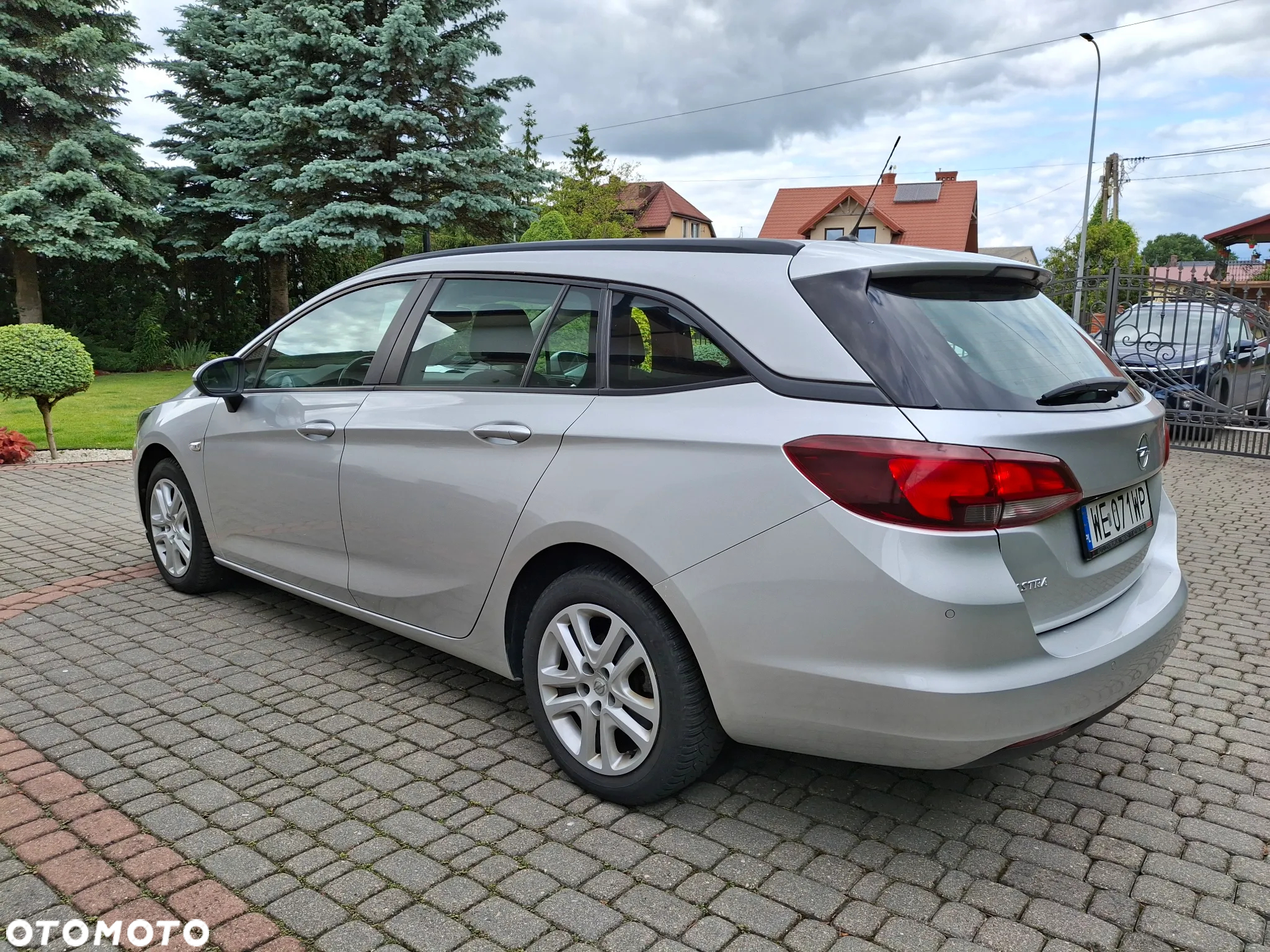 Opel Astra V 1.6 CDTI Elite S&S - 9