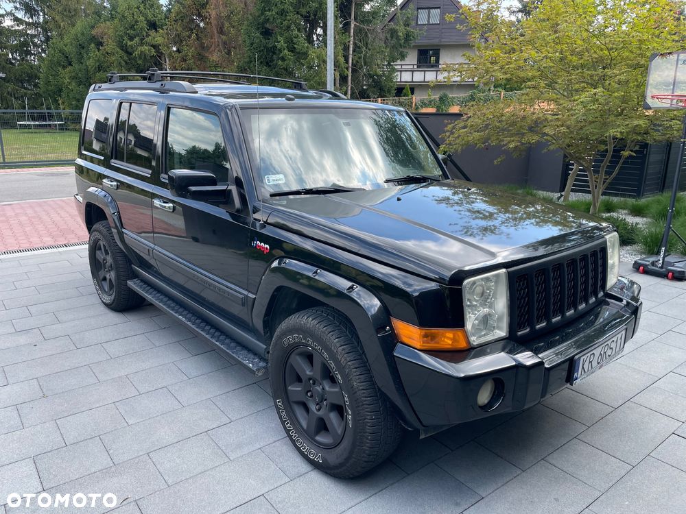 Jeep Commander 5.7 V8 Overland - 1