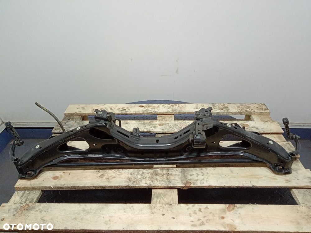 BMW 1 F40 2.0 M135i WÓZEK BELKA ZAWIESZENIA TYŁ TYLNA 6883011 - 1