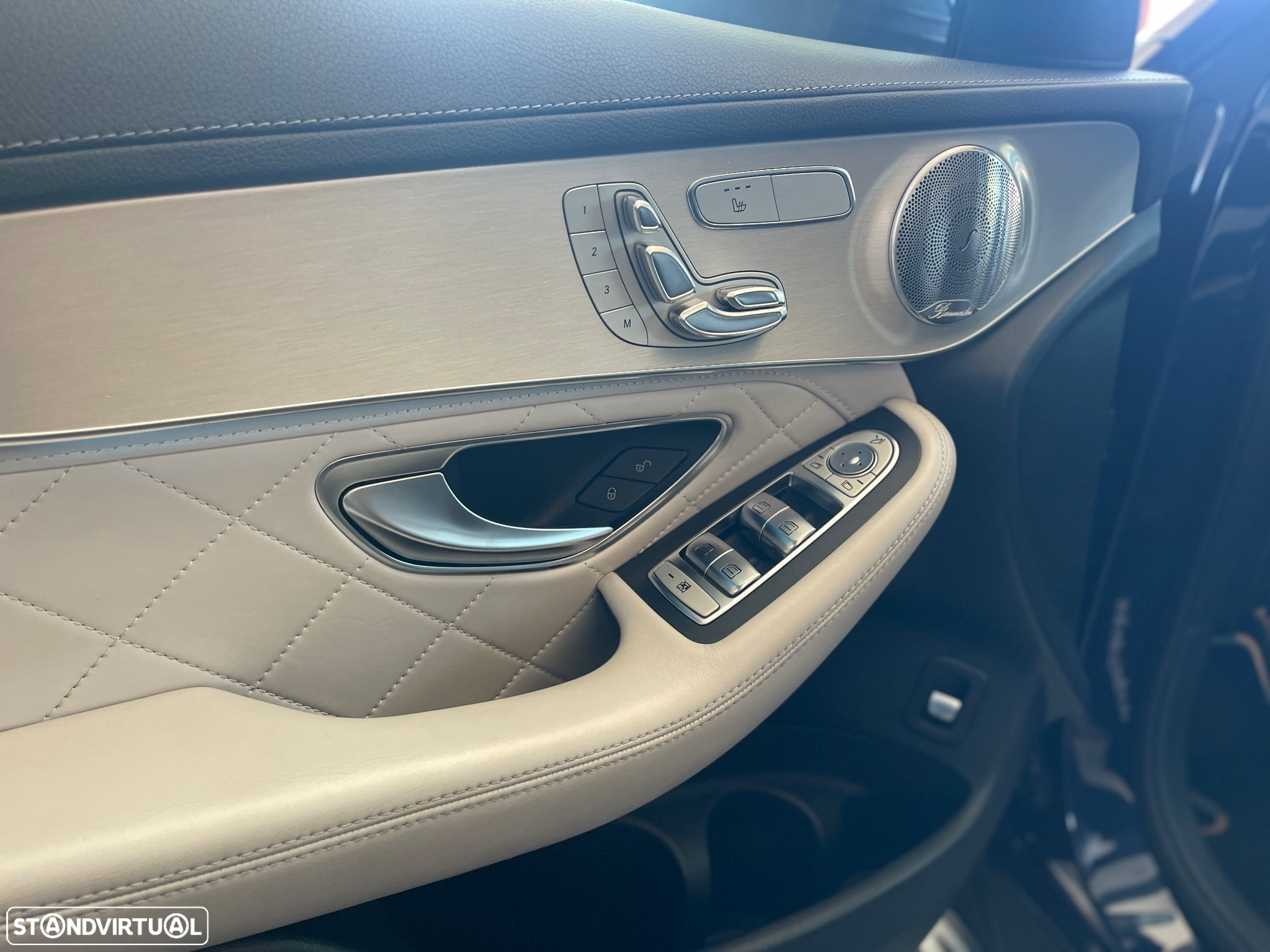 Mercedes-Benz GLC 300 e Coupé 4Matic - 13