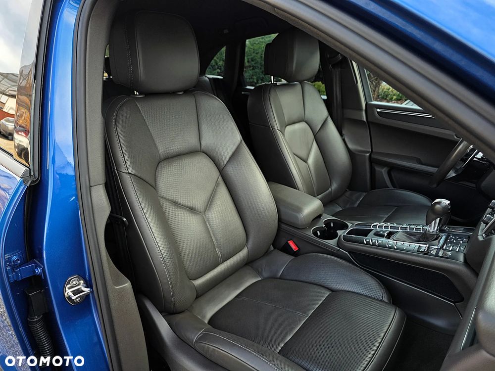 Porsche Macan - 28
