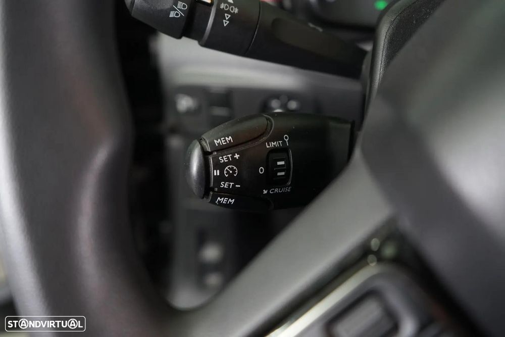 Citroën C3 1.2 PureTech Feel - 25