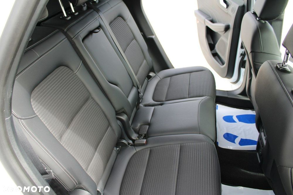 Ford Kuga - 18