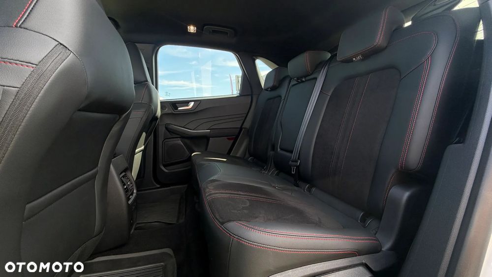 Ford Kuga - 21