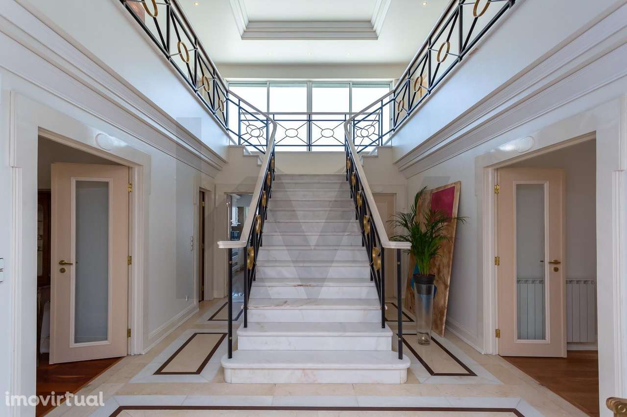 Penthouse T5+1 com Terraço de 100m2 e Vista Panorâmica - Grande imagem: 3/42