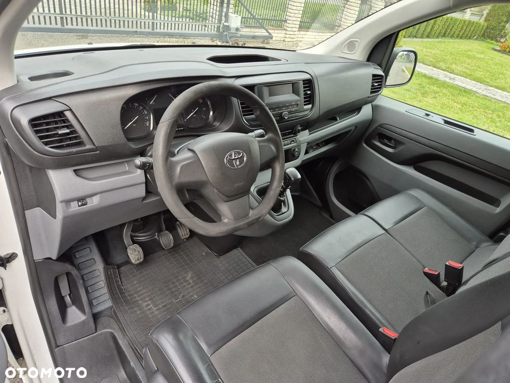 Toyota Proace - 13