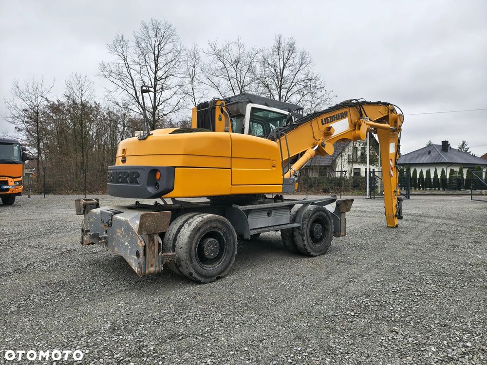 Liebherr A316 koparka Przeładunkowa - 4