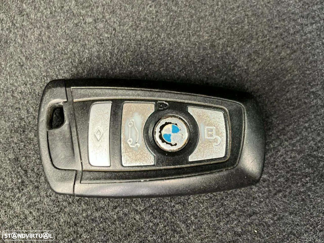BMW 330 e iPerformance Pack M - 15