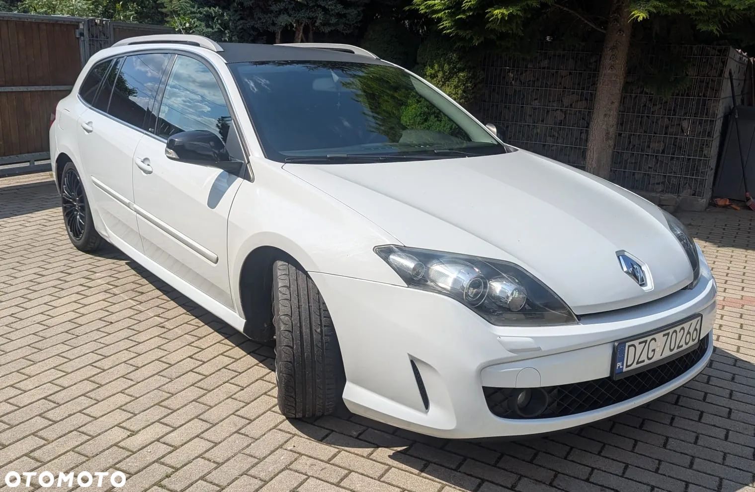 Renault Laguna - 1