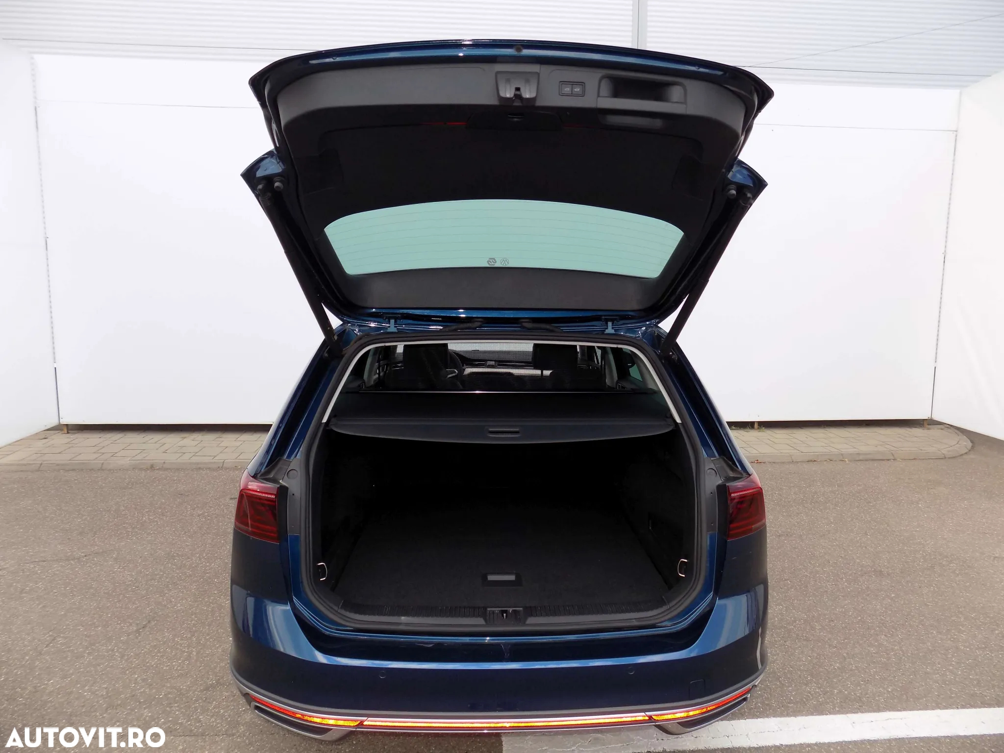 Volkswagen Passat Alltrack 2.0 TDI 4Mot DSG - 29