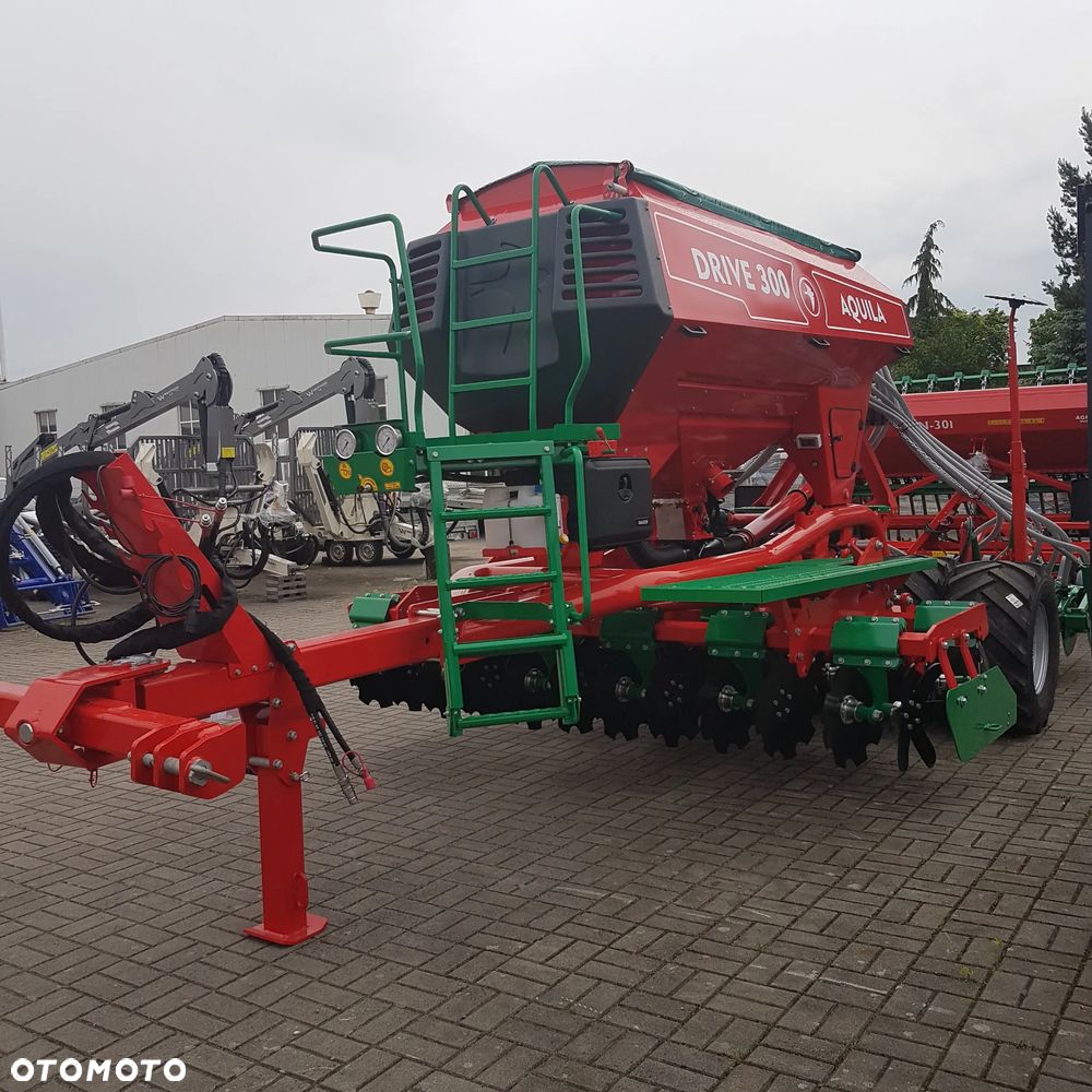 Agro-Masz AQUILA DRIVE 300 - 10