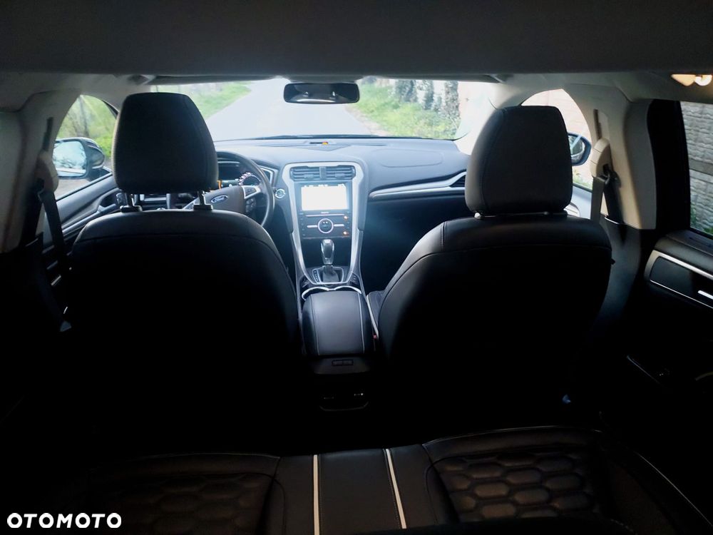 Ford Mondeo 2.0 TDCi STart-Stopp PowerShift-Aut Vignale - 12