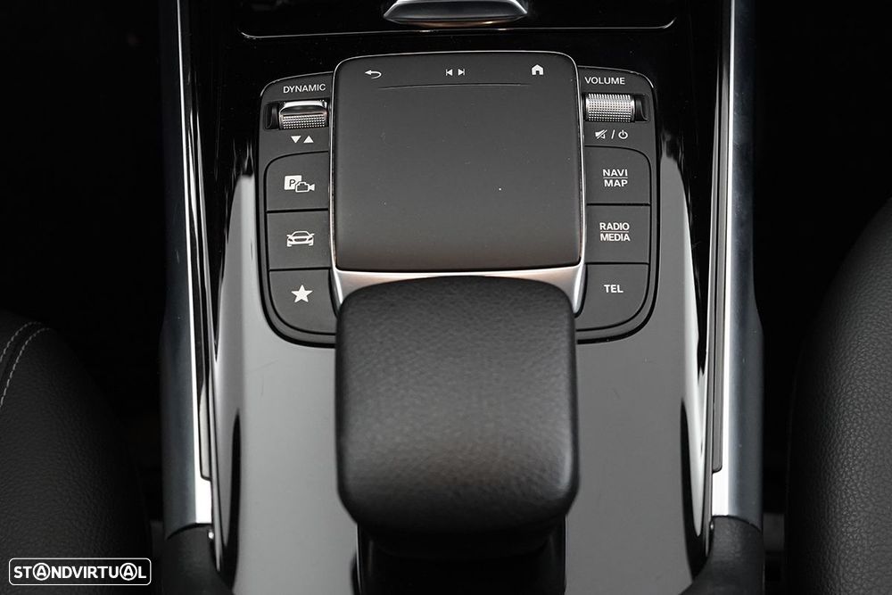 Mercedes-Benz GLB 180 d - 13