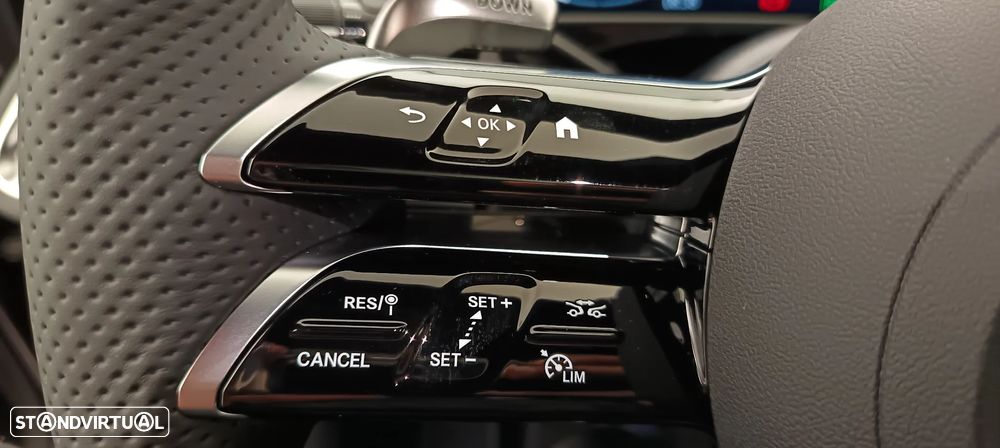 Mercedes-Benz E 53 AMG Hybrid 4Matic+ - 22