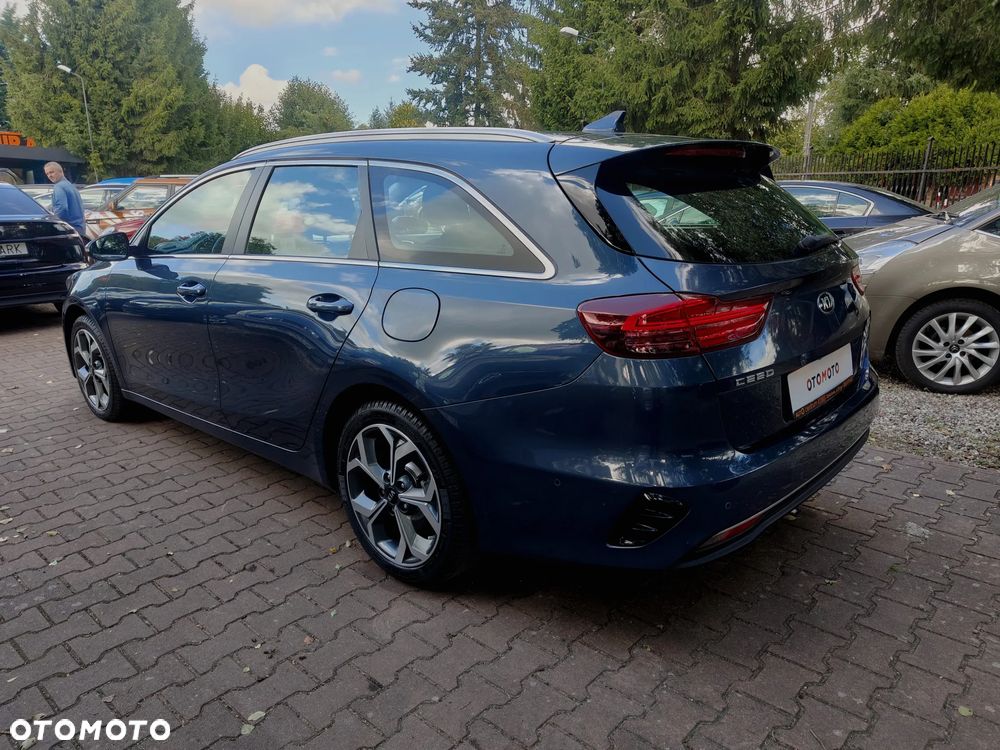 Kia Ceed 1.6 CRDi DCT Platinum Edition - 27