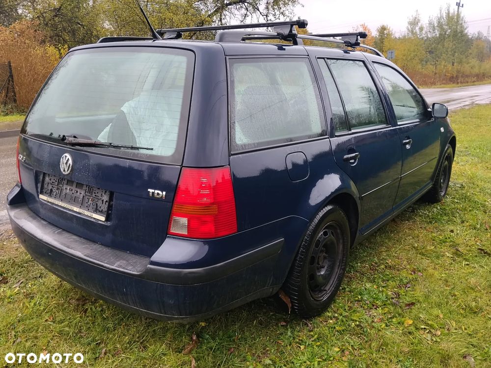 Volkswagen Golf - 10